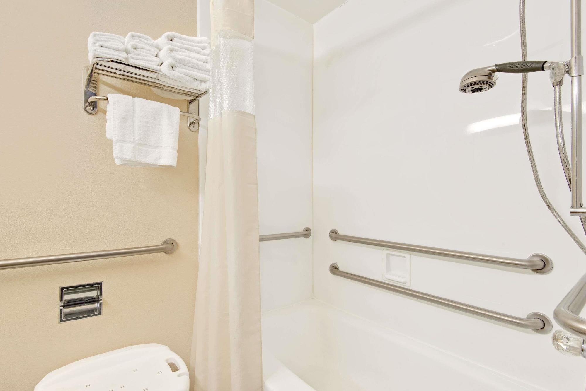 Days Inn By Wyndham Washington Ngoại thất bức ảnh