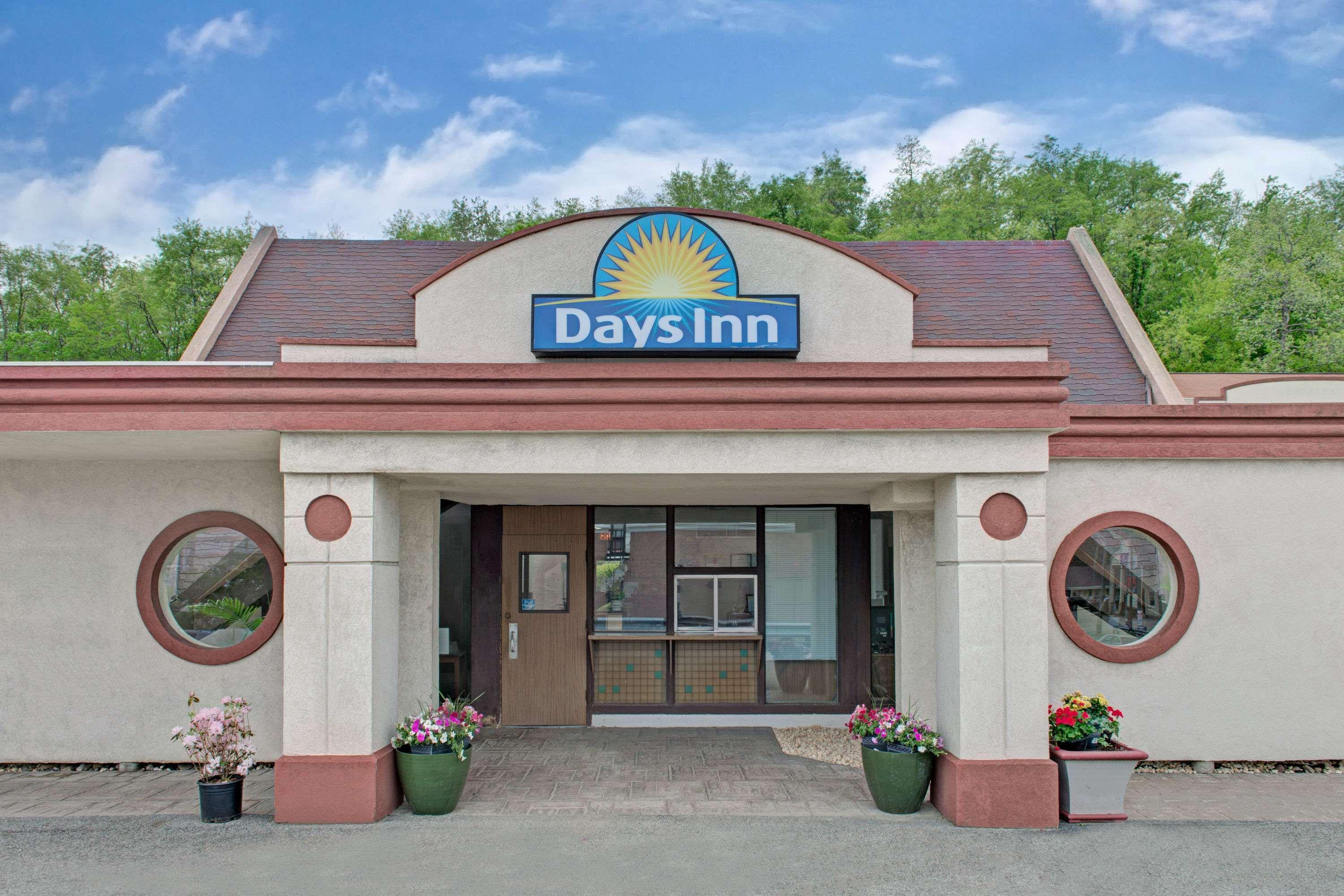Days Inn By Wyndham Washington Ngoại thất bức ảnh
