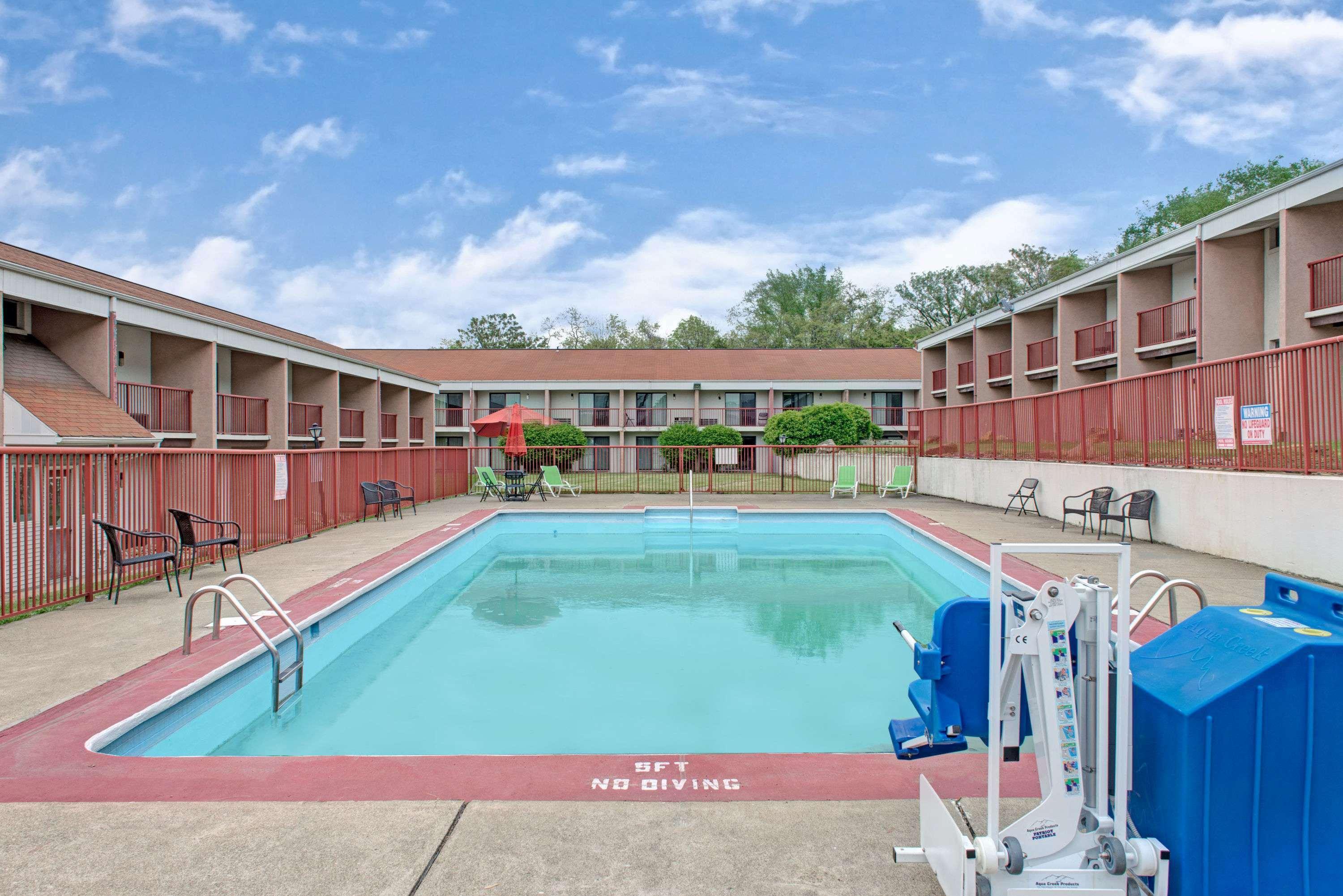 Days Inn By Wyndham Washington Ngoại thất bức ảnh